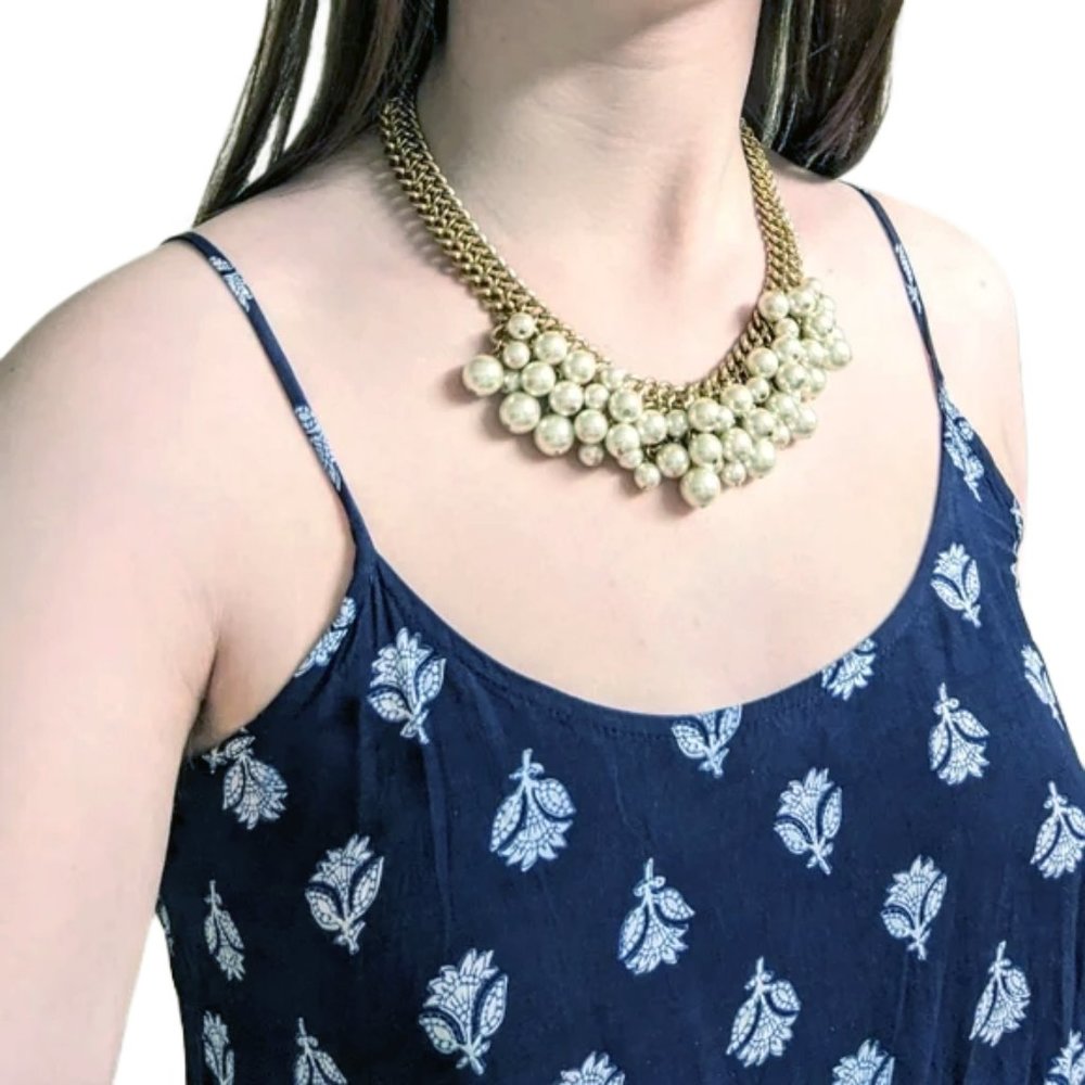 Vintage Thick Gold Tone Chain With Large Clustered Faux Bubble Pearls Necklace